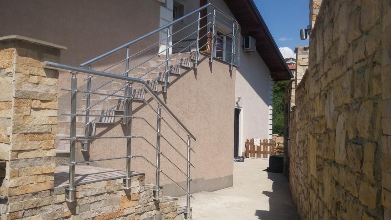 Chardak Apartment Sarajewo Zewnętrze zdjęcie